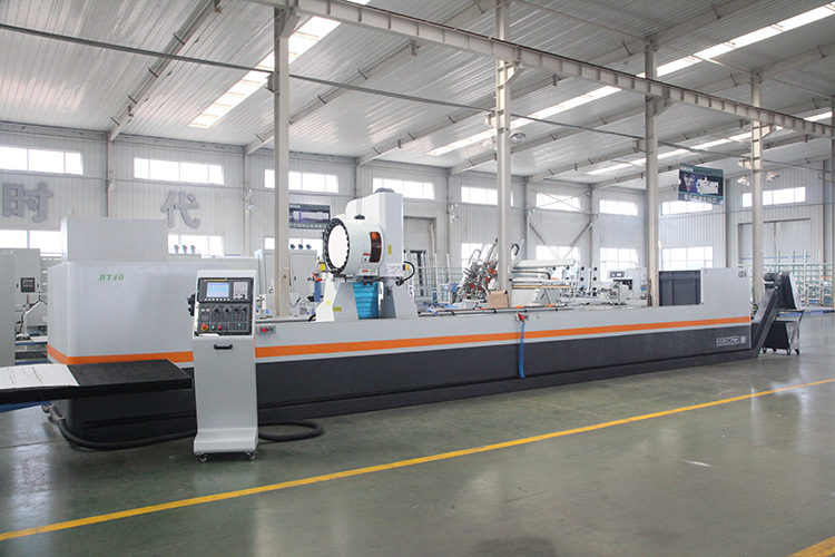 BT40 CNC Machining Center